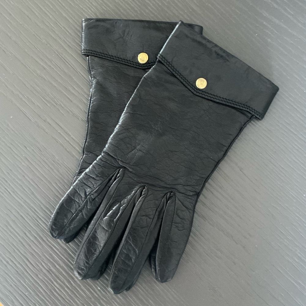 Fendi Brown Leather Gloves with Gold Accents.